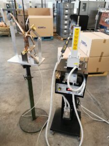 Oweld brazing station. Includes, from the top: start-up/economizer unit to switch on/off the flame automatically and in safety; flashback arrestor to protect the operator from backfires and pressure regulator to set the requested pressure